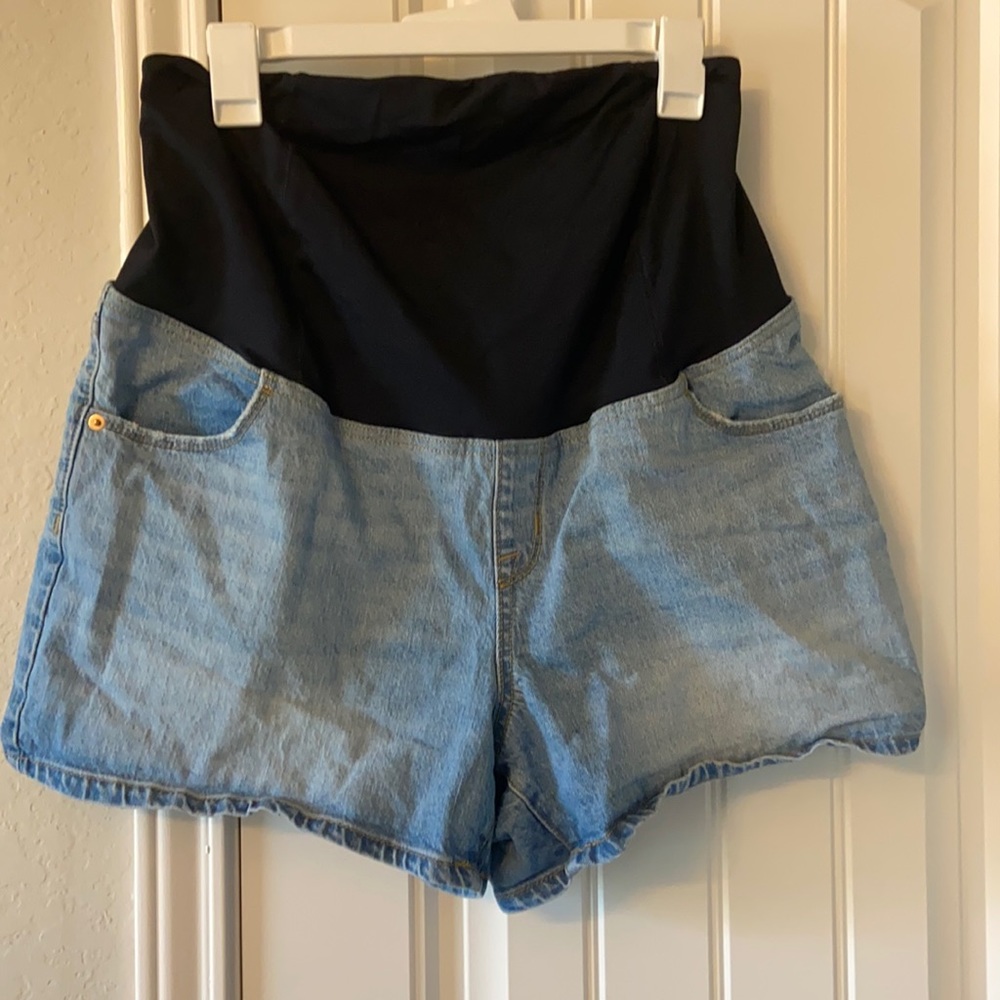 Maternity denim shorts
